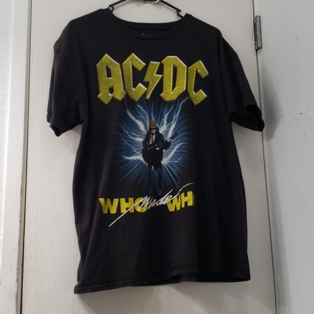AC/DC shirt who made who